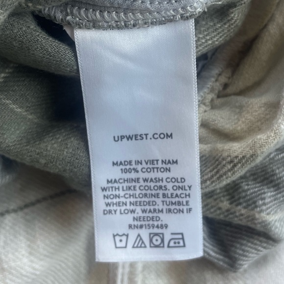 UpWest Easy Flutter-Sleeve Flannel Dress NWT UW2 - Picture 11 of 11